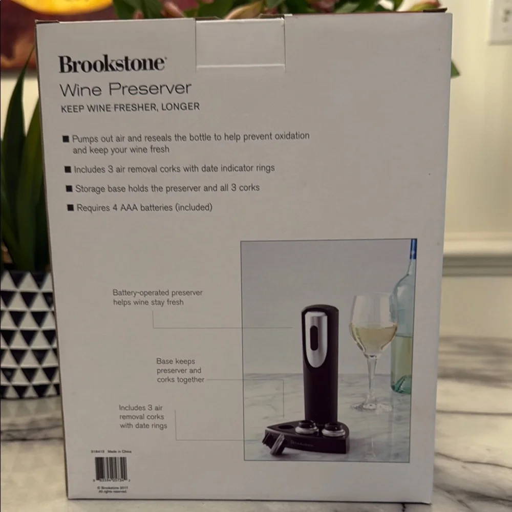 Brookstone Black and Silver Wine Preserver - Picture 2 of 6